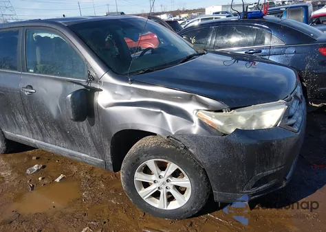 2012 Toyota Highlander Base V6 from USA, damaged, VIN 5TDBK3EH5CS170097